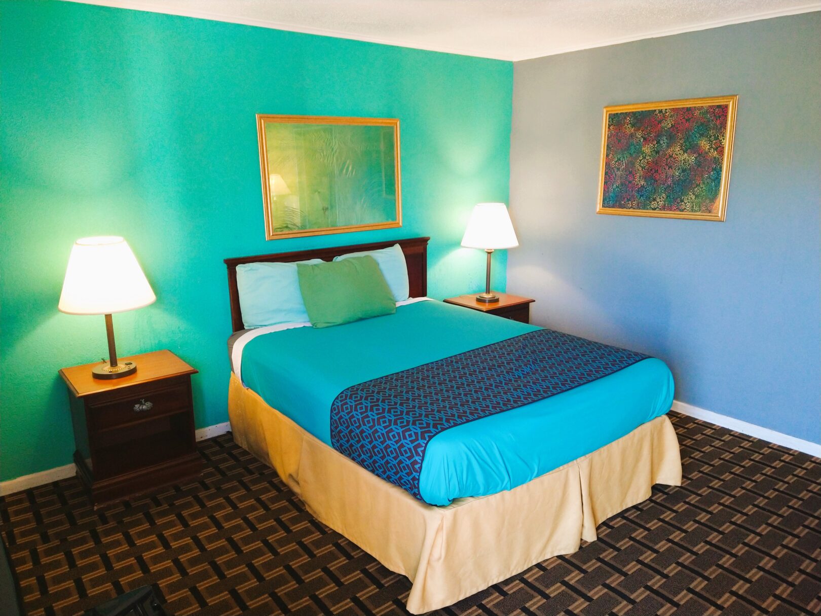 Standard Room, 1 Queen Bed